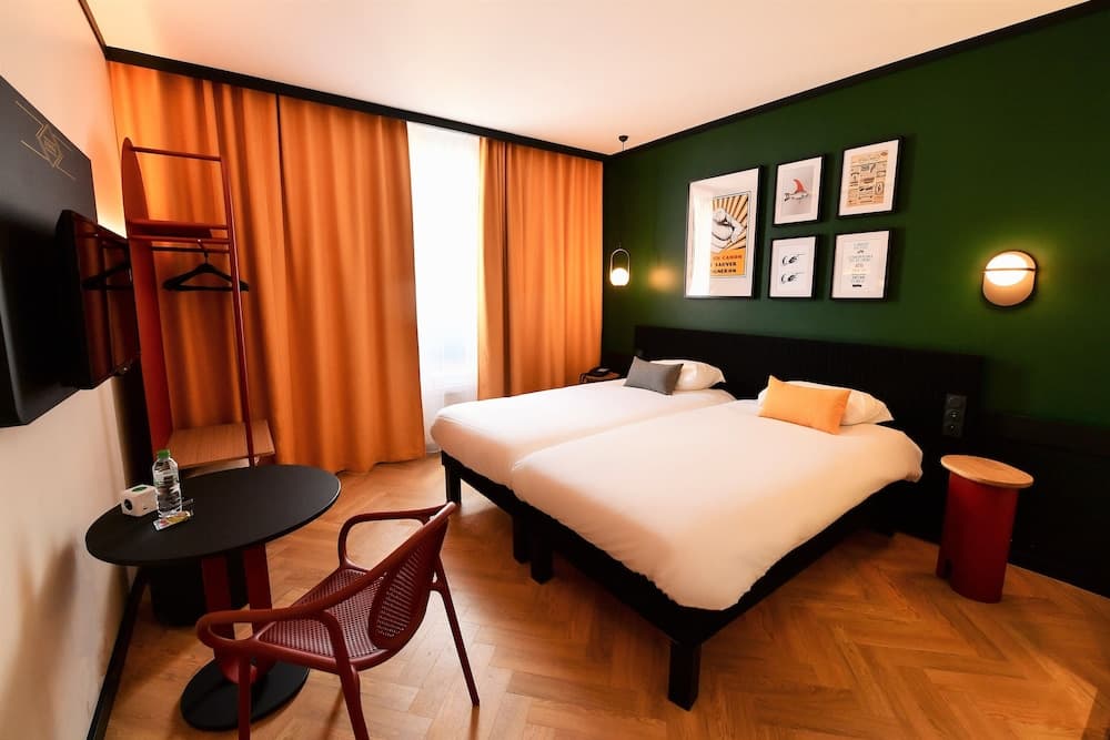 hotel image