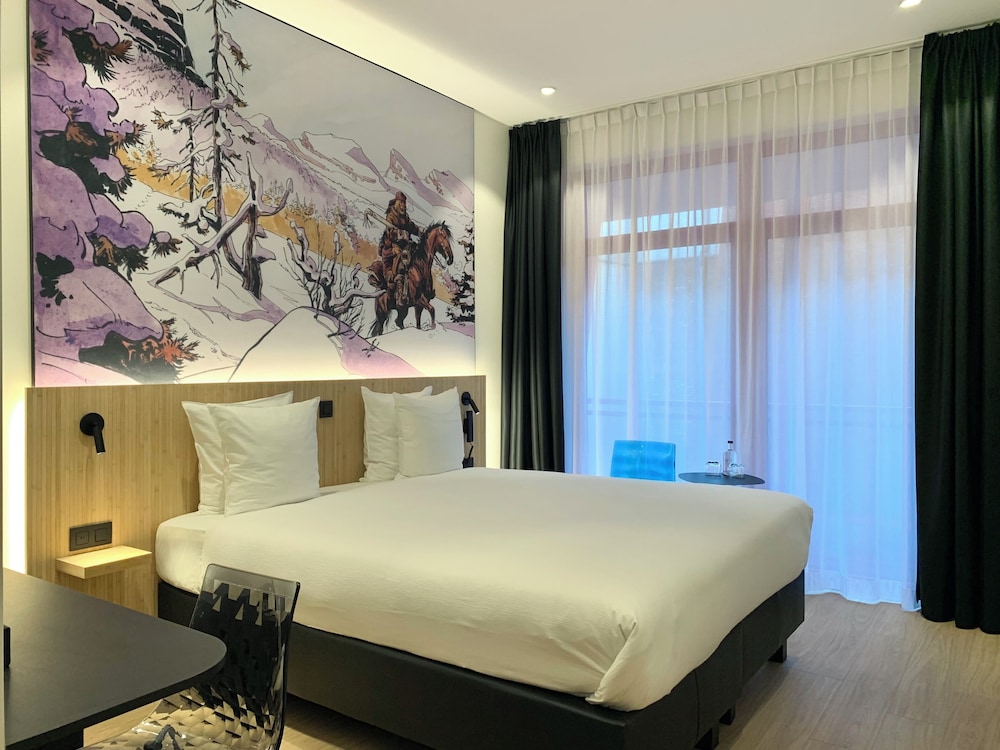 hotel image