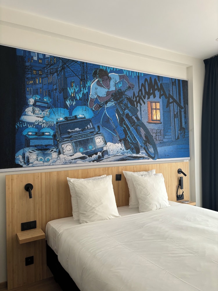 hotel image