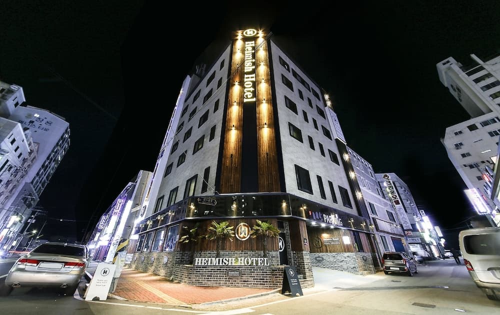 hotel image