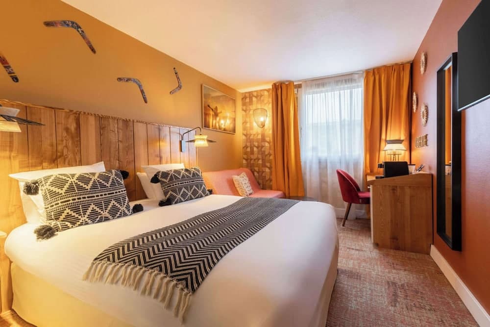 hotel image