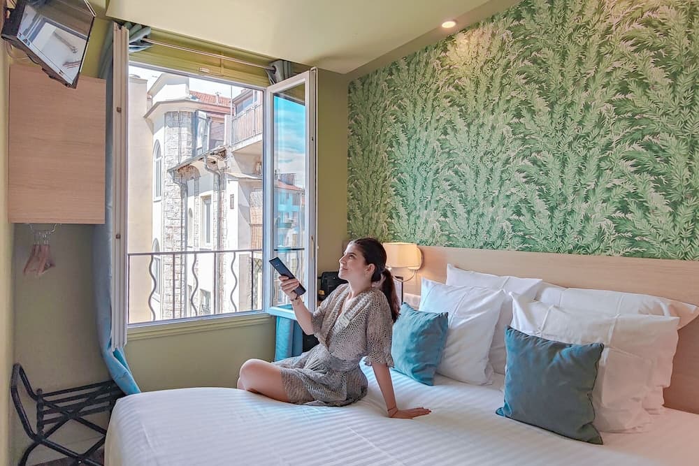 hotel image