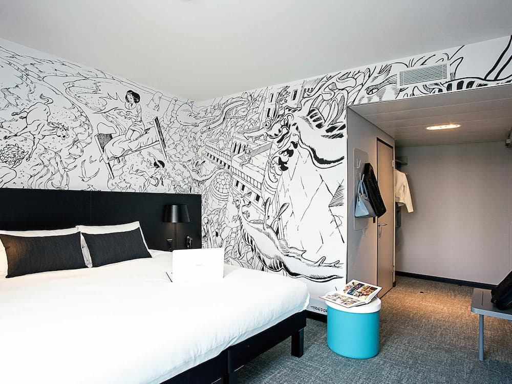 hotel image