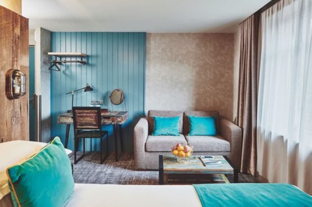 hotel image