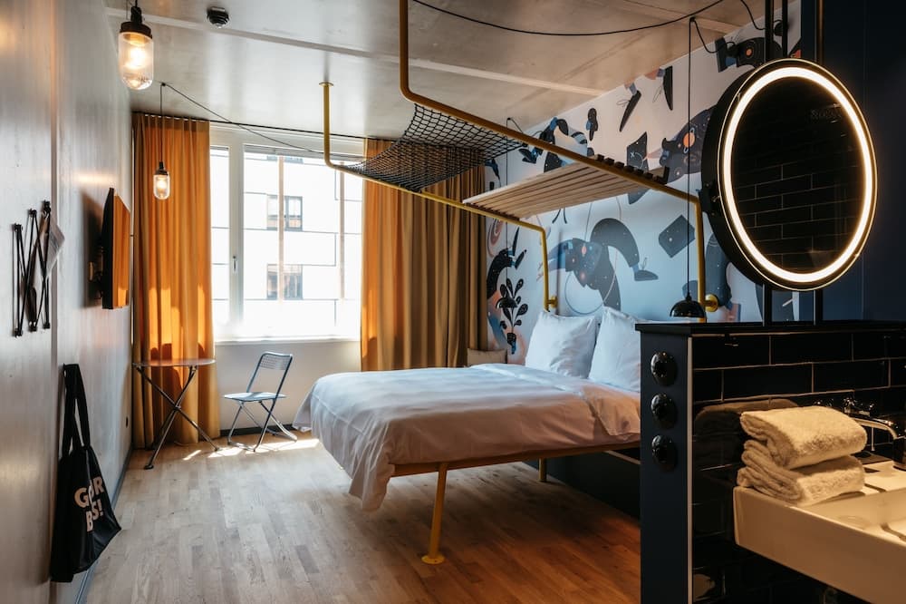 hotel image