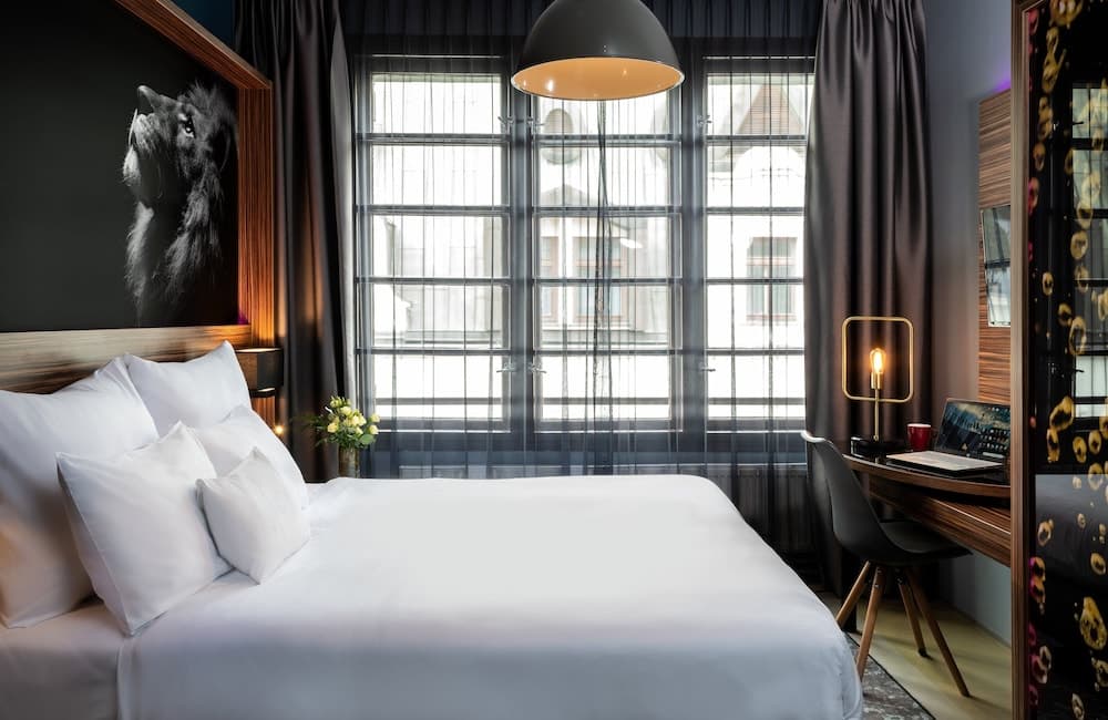 hotel image